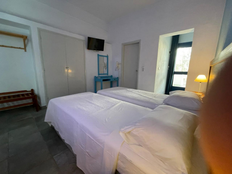 Room with balcony and kitchinette on the ground floor #Nr4