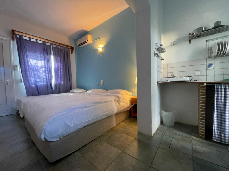 Studio with balcony and kitchinette on the ground floor #Nr5